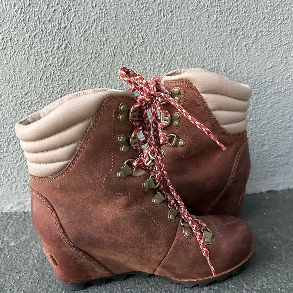 Sorel Joan Conquest Wedge Waterproof Combat Boots Gorpcore Size 7 - Picture 5 of 10